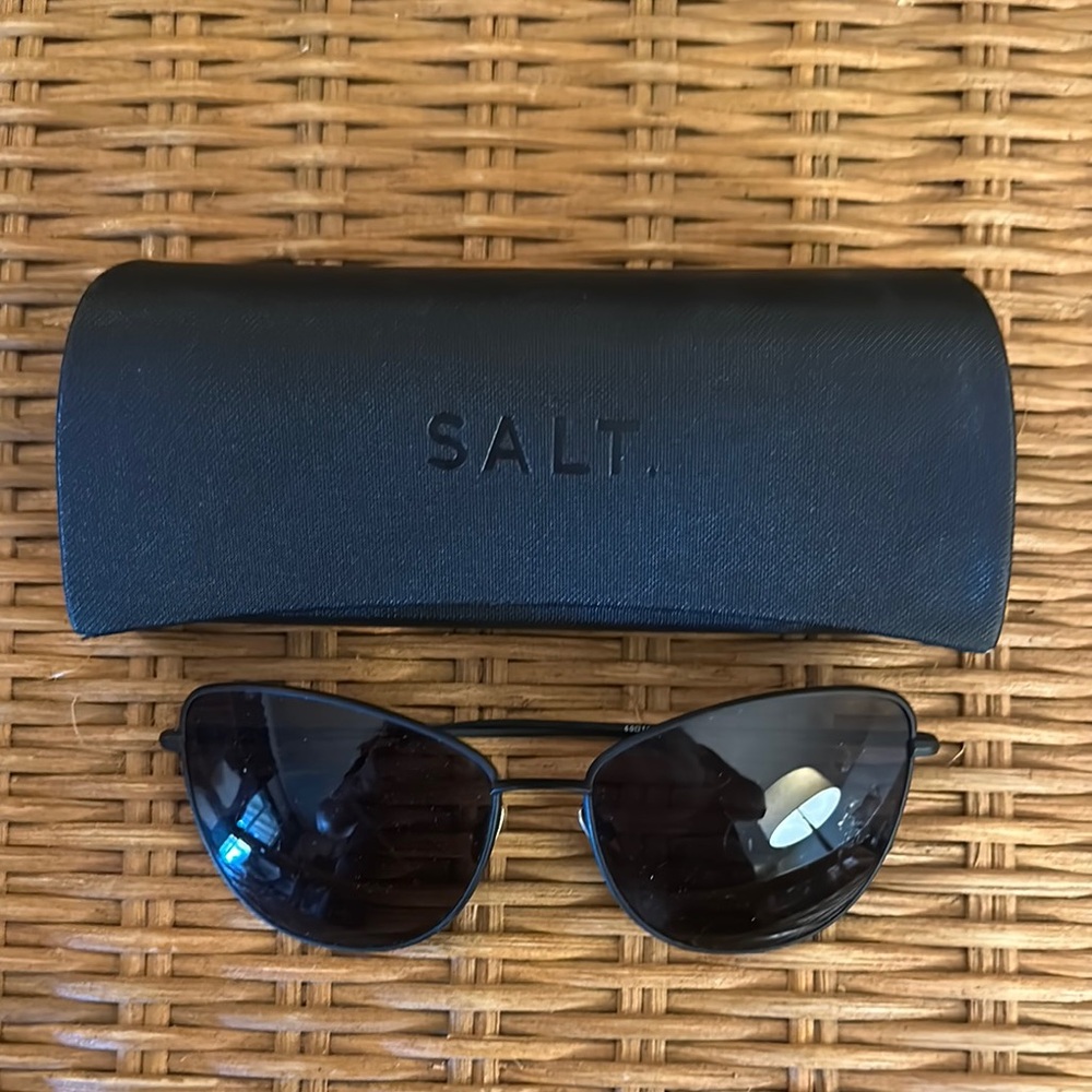 Salt. Black Sunglasses with Case